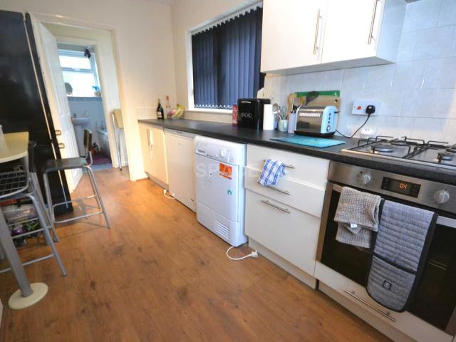 Linden Road, Shinfield, Reading, Berkshire RG2, 3 bed semi detached house to rent, £1,875 pcm | PrimeLocation