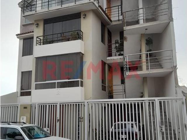 Lindeo Departamento Frente A Parque