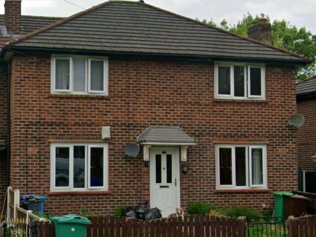 Lindeth Avenue, Manchester M18, 2 bed flat to rent, £850 pcm | PrimeLocation