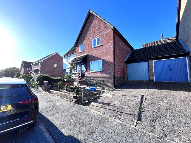 Lindford Drive, Norwich NR4, 3 bed semi detached house to rent, £1,600 pcm | PrimeLocation