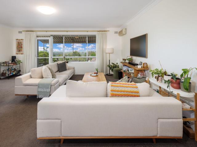Lindfield, 6/1 Westbourne Road