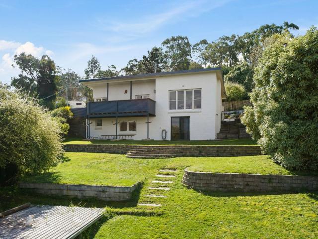 Lindisfarne, 105 Karoola Road
