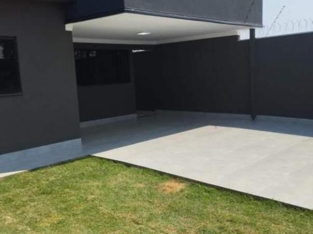 Lindíssima casa com Piscina no São Conrado