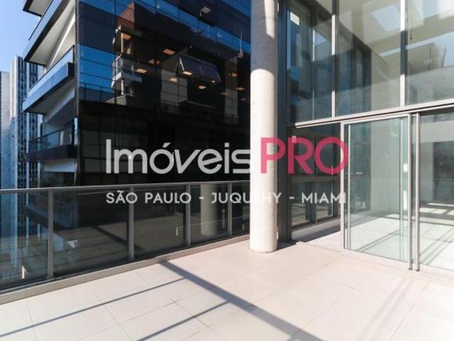 Lindíssima cobertura de 371 m² à venda em Jardim Paulista
