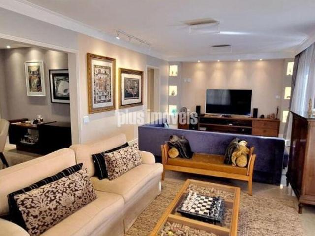 LINDÍSSIMO APTO, MOBILIADO, RECÉM REFORMADO EM ANDAR ALTO E COM VISTA PANORÂMICA 186m2 PANAMBY