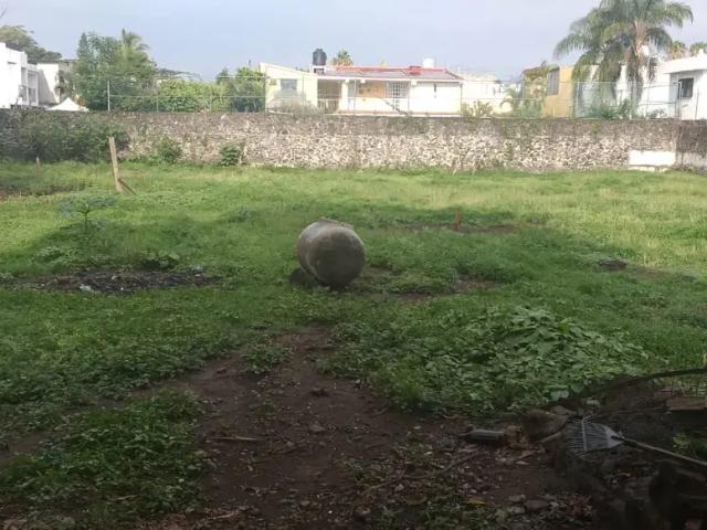 LINDO TERRENO PLANO Y CENTRICO