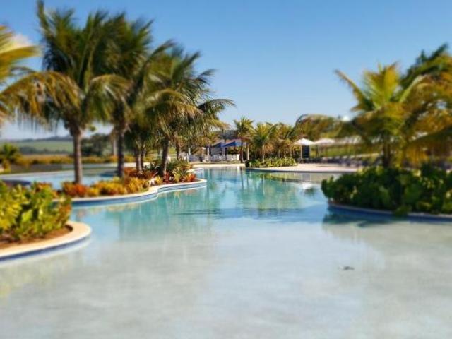 Terreno plano com 350 m² e linda vista para Represa no Riviera de Santa Cristina II