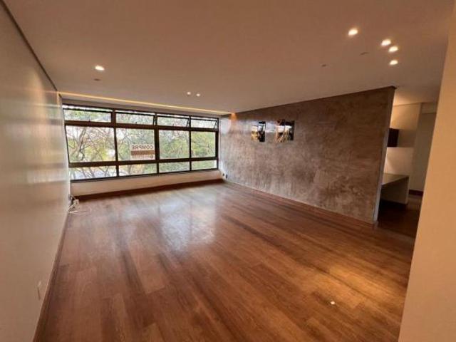 Lindo Apartamento Vazado SQS 212