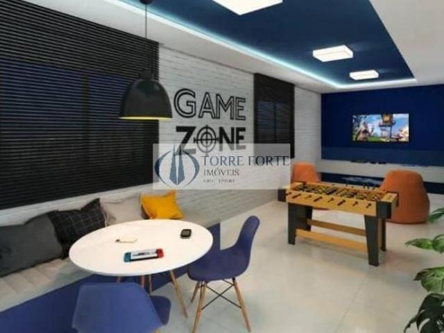 Lindo Apartamento com varanda integrada 2 quartos 1 vaga na Vila Carmosina