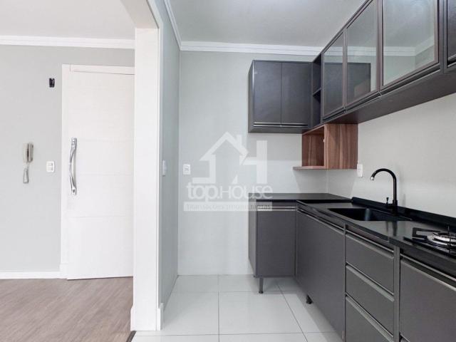 LINDO APARTAMENTO DE 1 DORMITÓRIO COM TERRAÇO