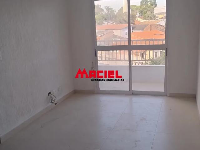 Lindo apartamento de dois dormitórios e suíte em uma ótima localização