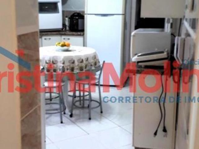 Lindo apartamento duplex, quadra da praia, vista para o mar, Tupi