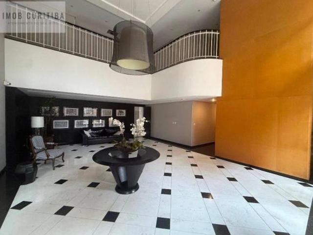 Lindo apartamento em condomínio clube e localização privilegiada, próximo ao Shopping Curitiba