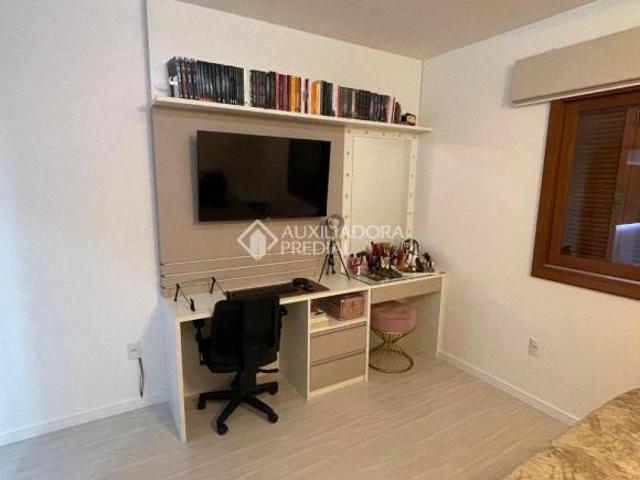 Lindo apartamento em Dois Irmãs no bairro Floresta com 2 dormitórios com móveis fixos