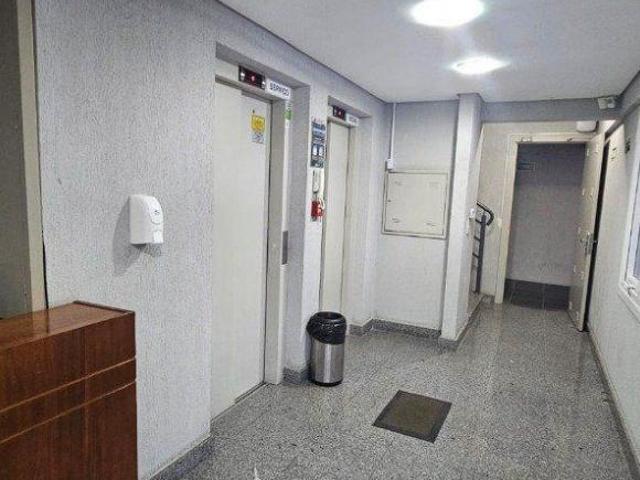 Lindo Apartamento Mobiliado de 1 domitório com 1 Suíte e Sacada