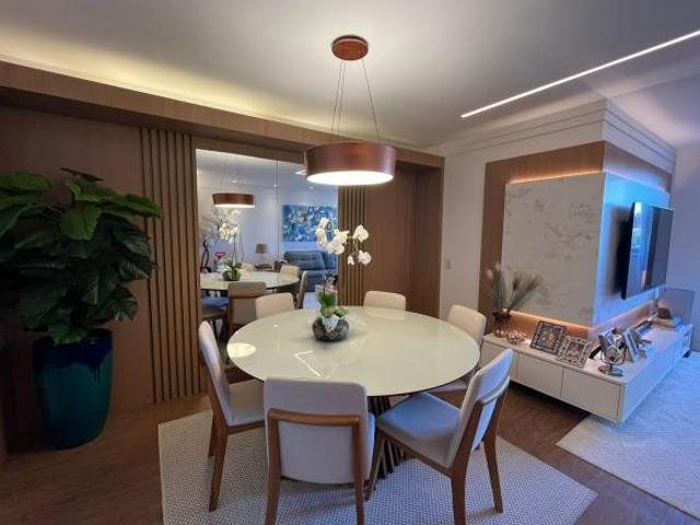 Lindo Apartamento Mobiliado e Decorado! Todo reformado!