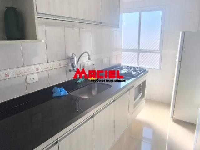 LINDO APARTAMENTO MOBILIADO NO EDIFÍCIO SANTA BÁRBARA