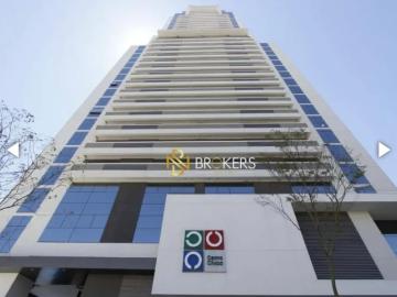 Lindo apartamento na frente do Shopping Mueller