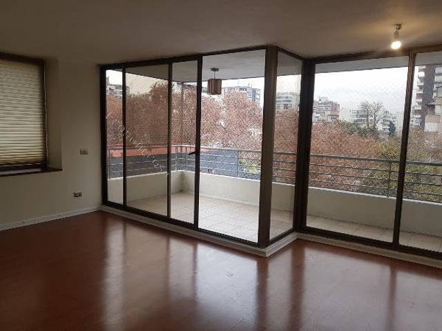 Lindo depto piso 4, 3 dormitorios, estac, calle tranquila
