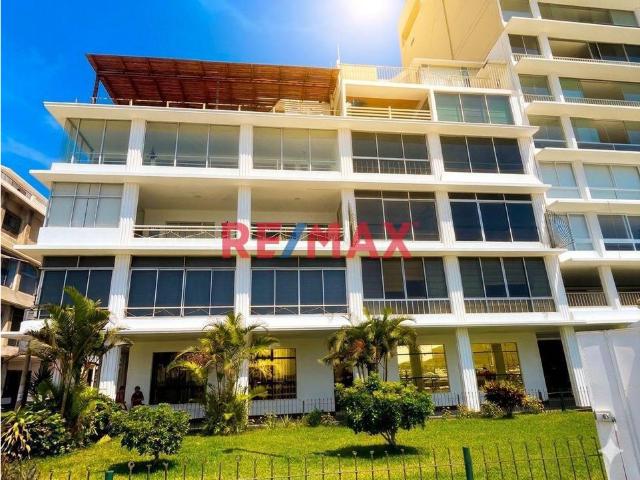 Lindo Departamento Con Vista Al Mar En El Balneario De Ancon