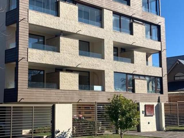LINDO DEPARTAMENTO EN VILLARRICA FRENTE AL LAGO Y AL CENTRO CULTURAL