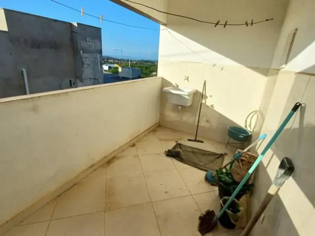 Lindo imóvel de esquina com 140m2
