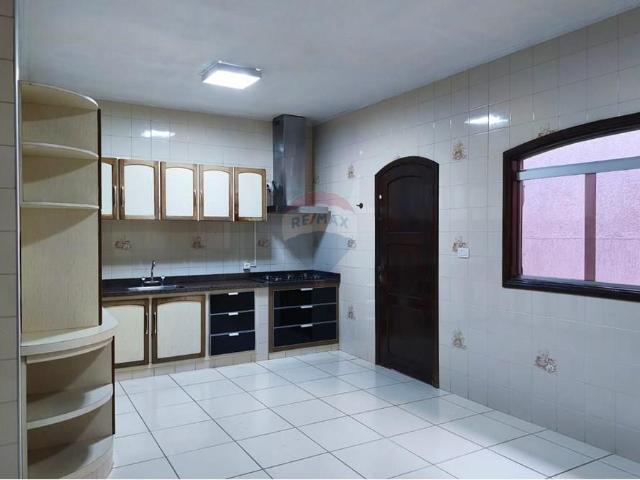 Lindo Imóvel com três dormitórios