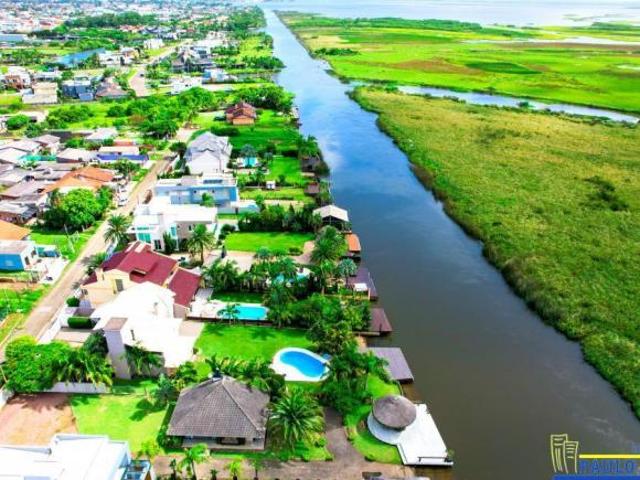 Lindo quiosque na beira do rio em Imbé!