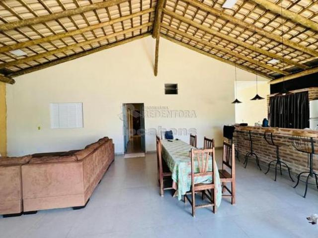 Lindo Rancho no condomínio Riviera Náutica