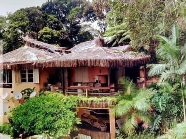LINDO SÍTIO COM PISCINA E MATA NATIVA JUQUITIBA/SP