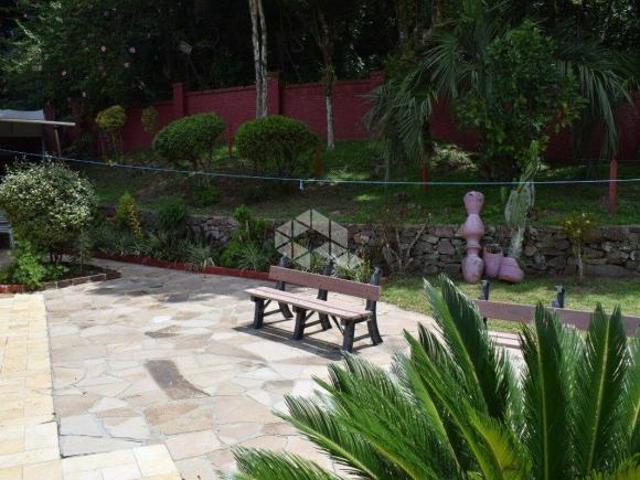 Lindo sítio localizado próximo ao mirante da Ferradura