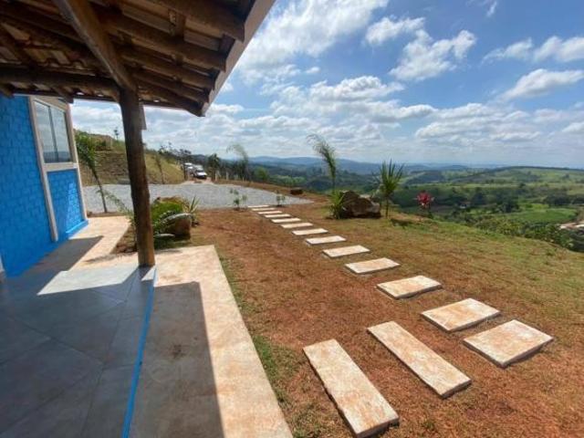 Lindo sitio no condominio Recanto da Serra