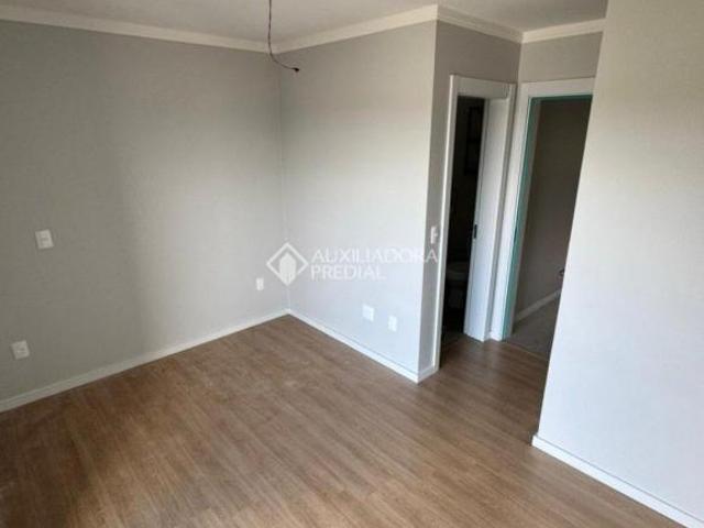Lindo Sobrado mobiliado com 2 suítes em Lajeado
