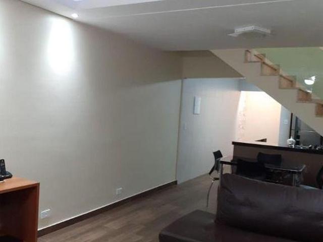Lindo Sobrado na Vila Humaitá, em Santo André, com 145,30m² de área construída, em terreno de 156m²