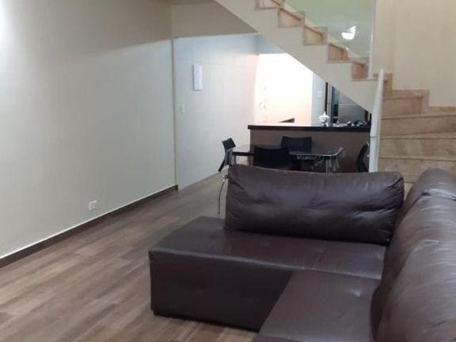 Lindo Sobrado na Vila Humaitá, em Santo André, com 145,30m² de área construída, em terreno de 156m²