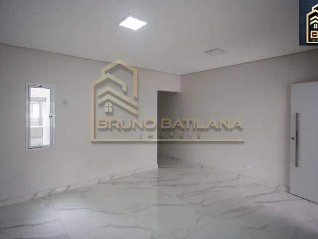 Lindo Sobrado NOVO à venda, 183m², 3 suítes, 4 vagas Bairro dos Casa SBC