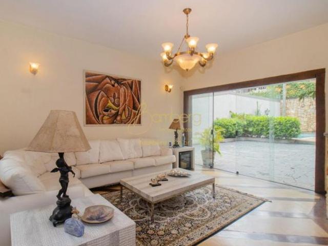 Lindo Sobrado Atemporal Jardim Marajoara Localização Privilegiada