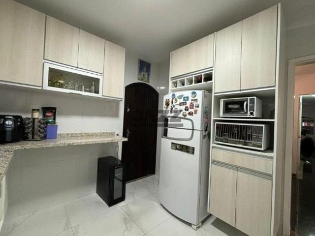 Lindo sobrado à venda com 3 quartos sendo um suíte, no Alto do Ipiranga Mogi das Cruzes