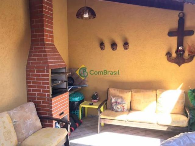 Lindo sobrado à venda no Residencial Colinas em Mogi das Cruzes