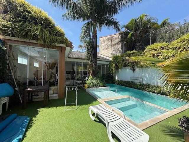Lindo Sobrado á venda no Vila Galvão Guarulhos/SP