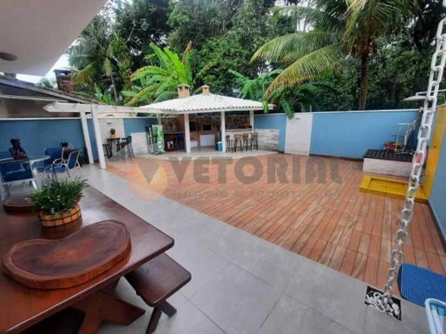 Lindo sobrado com 4 dormitórios à venda, 160 m² por R$ 1.200.000,00 Enseada São Sebastião/SP