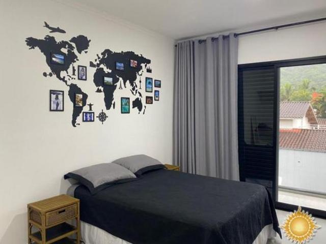 Lindo sobrado com 4 suítes amplas, piscina com cascata, mobiliada !
