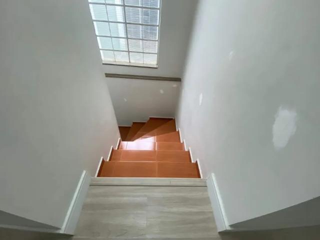 Lindo sobrado com, 137m², por R$599.000,00 na Paulicéia SBC S/P