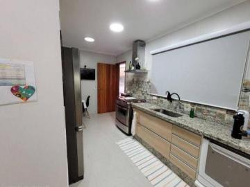 LINDO SOBRADO DE ALTO PADRÃO COM CHURRASQUEIRA E 3 VAGAS FL37