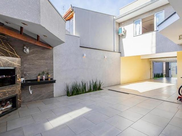 Lindo Sobrado de 420m² | Sofisticação, Espaço e Localização Privilegiada