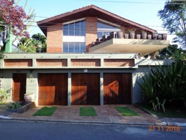 Lindo Sobrado em Interlagos com 840m²!
