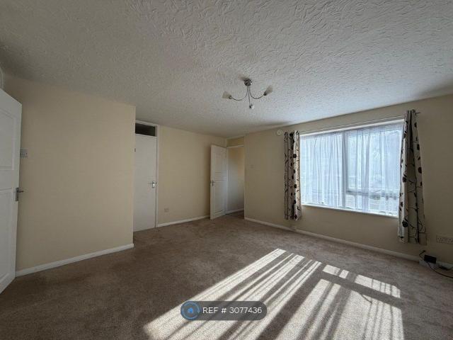 Lindon Court, Southsea PO4, 1 bed flat to rent, £1,050 pcm | PrimeLocation