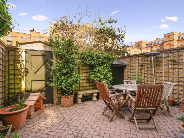 Lindsay Square, London, SW1V 3SB, United Kingdom | 4 bed townhouse for rent #140227591 | Rentberry