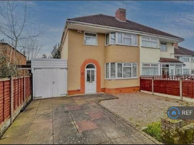 Lindsworth Approach, Birmingham, B30 3 bed semi detached house to rent £1,450 pcm £335 pw