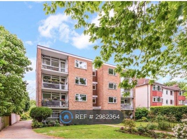 Lindums, Beckenham BR3, 2 bed flat to rent, £1,900 pcm | PrimeLocation